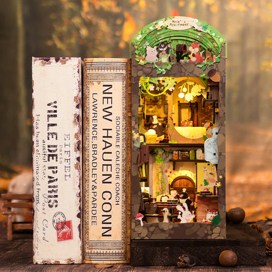 Book nook - Mole's Appartment