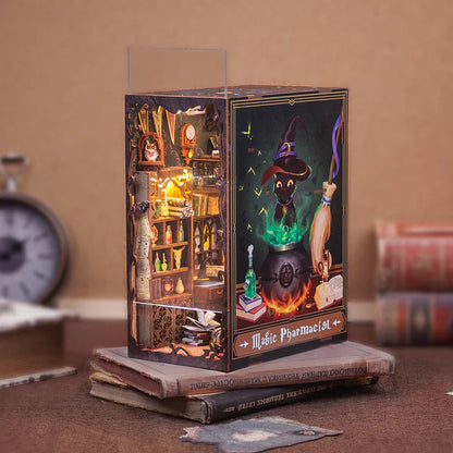 Book nook - Magic pharmacist