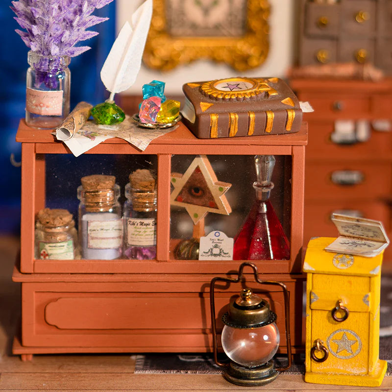 Maison miniature - Kiki's magic emporium