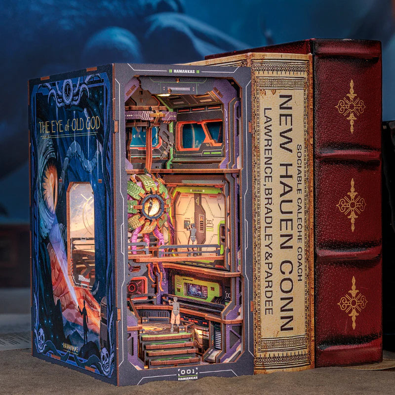 Book nook - The Eye of Old God