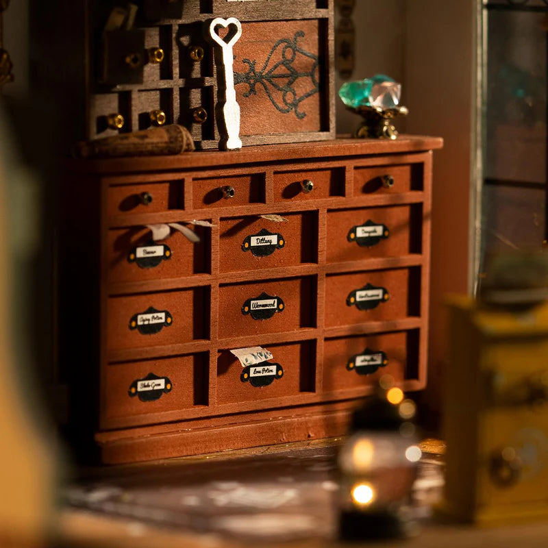 Maison miniature - Kiki's magic emporium